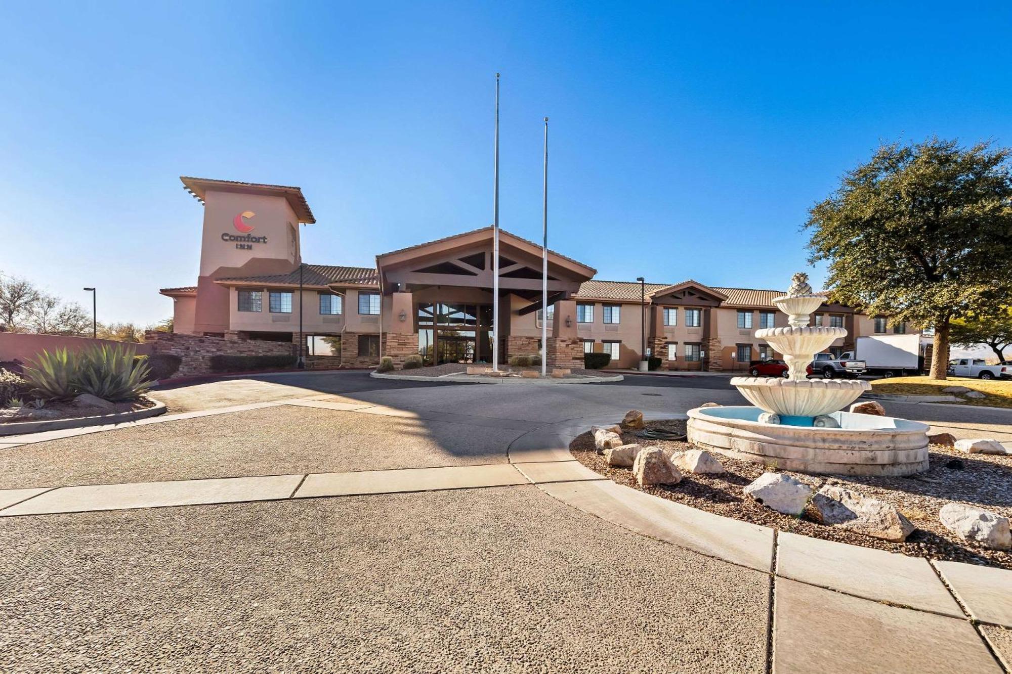 Comfort Inn Benson Near Kartchner Caverns Exterior photo