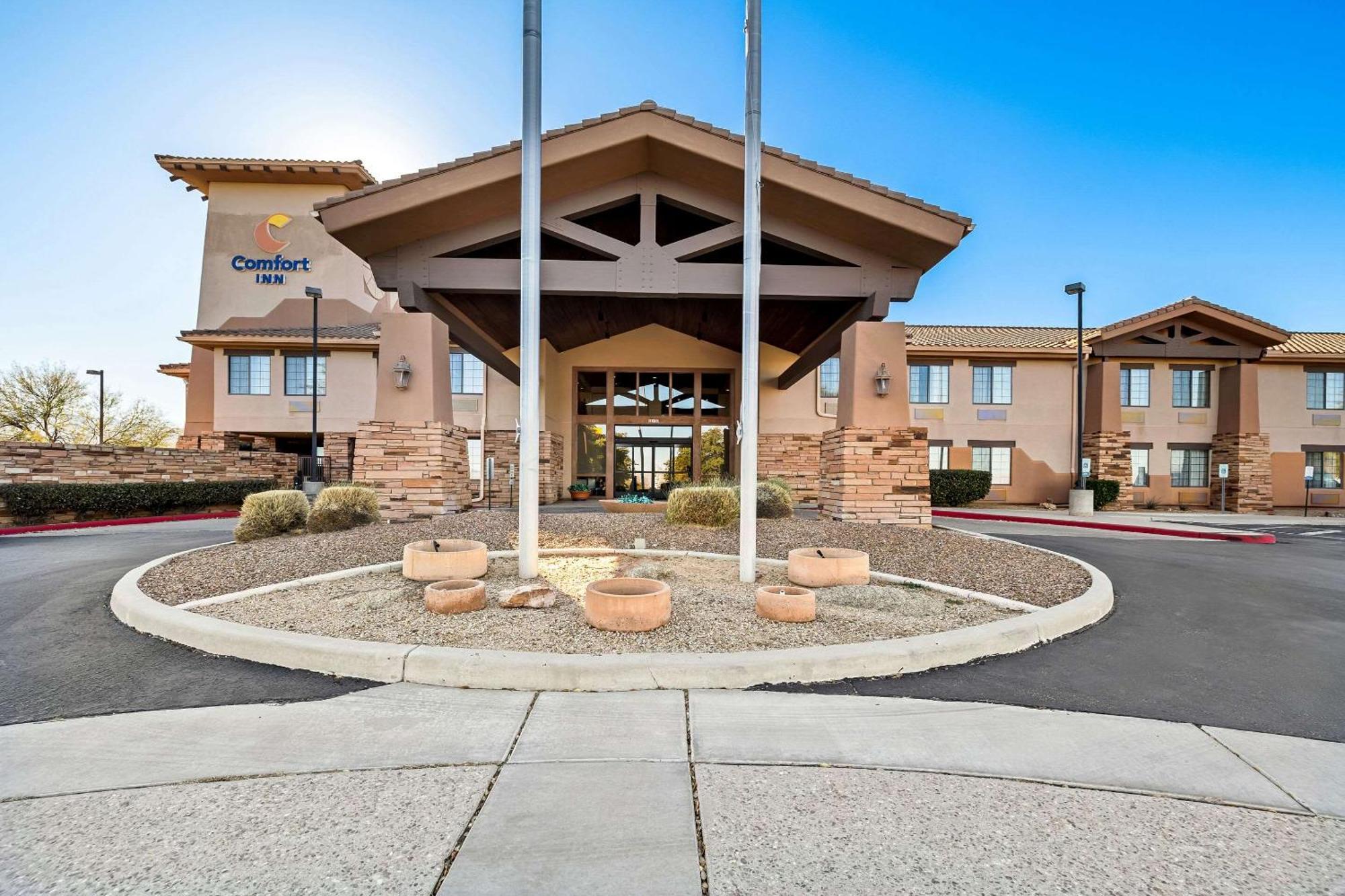 Comfort Inn Benson Near Kartchner Caverns Exterior photo